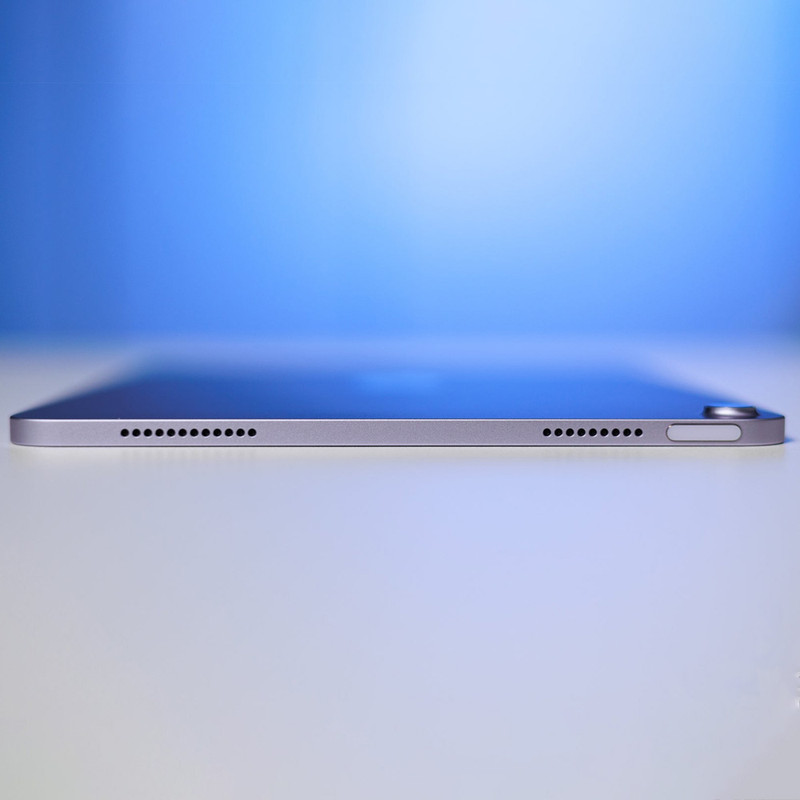 تبلت 13 اینچ اپل مدل iPad Air 2026 M4 Wi-Fi ظرفیت 1 ترابایت و رم 12 گیگابایت، رزولوشن دوربین اصلی 12 مگاپیکسل، پشتیبانی از قلم و کیبورد